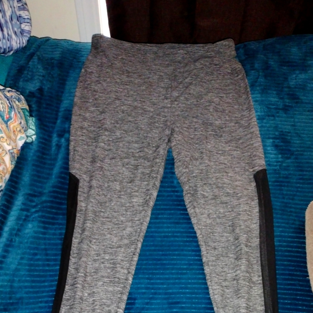 Size medium yogo pants